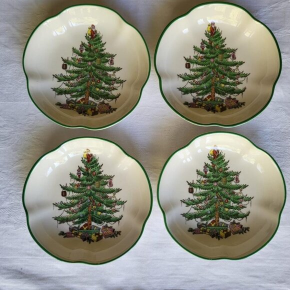 Spode Christmas Tree Dessert Dishes Small Green Scalloped Rim S3324 T 32 England - Picture 1 of 5